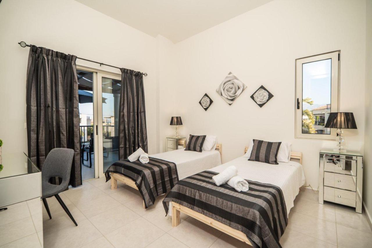 Villa Rodo Pirgos Psilonerou 外观 照片